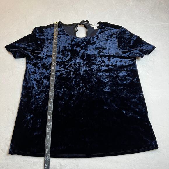 beachlunchlounge Crushed Velvet Short Sleeve Shirt with Tie Back Size Medium - Picture 8 of 8